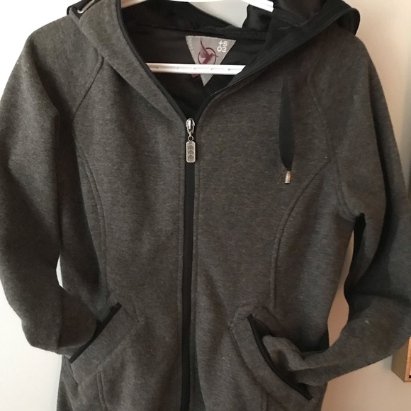 3 Stones zip up jacket - Picture 1 of 4